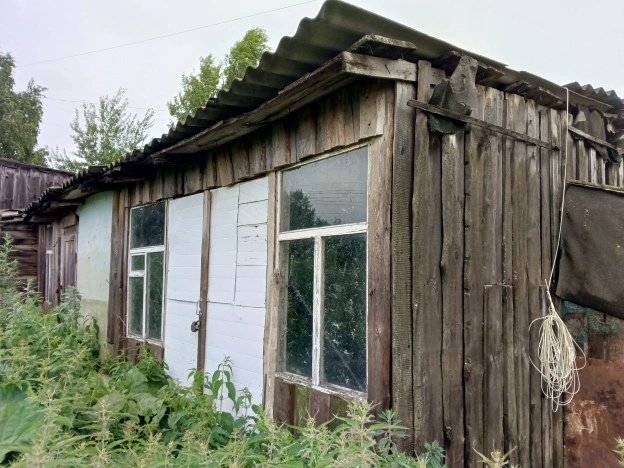 Купить трехкомнатную квартиру на улице Садовая в Нижегородской области. Вариант № 53877, 16, площадь -  квм, цена 750000 рублей
