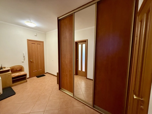 Снять квартиру в Калининграде. Вариант № 10232791, 8, площадь -  квм, цена 32000 рублей