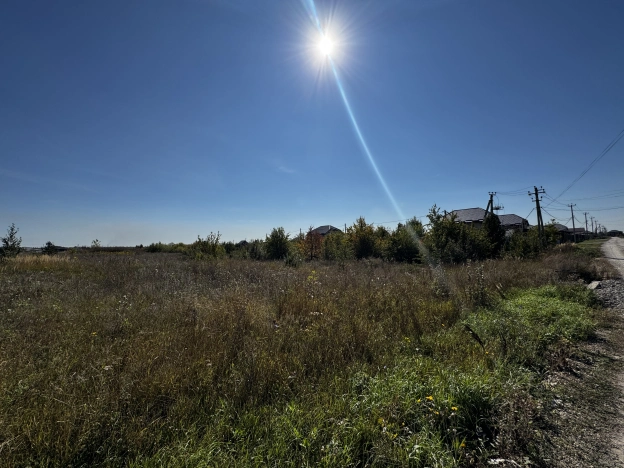 Купить земельный участок в Липецкой области. Вариант № 3778427, 2, площадь -  квм, цена 1100000 рублей