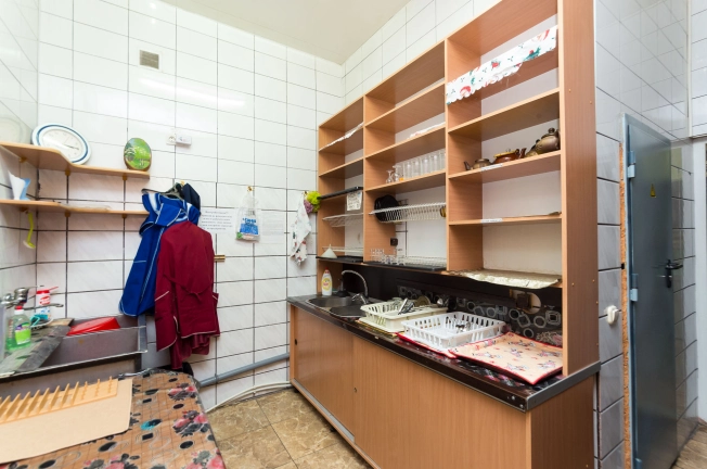 Купить коммерческую недвижимость в Тобольске. Вариант № 4512, 35, площадь -  квм, цена 50000000 рублей