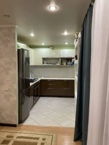 Купить трехкомнатную квартиру на вторичке на улице Кронштадтская в Пензе. Вариант № 8160389, 6, площадь -  квм, цена 4100000 рублей