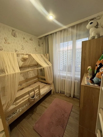 Купить квартиру в Тобольске. Вариант № 2870795, 9, площадь -  квм, цена 3900000 рублей