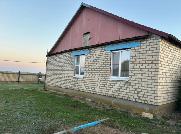 Купить дом в Элисте. Вариант № 6827945, 14, площадь -  квм, цена 2600000 рублей