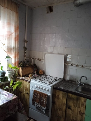 Купить однокомнатную квартиру на улице Школьная в Калужской области. Вариант № 21739, 3, площадь -  квм, цена 1800000 рублей