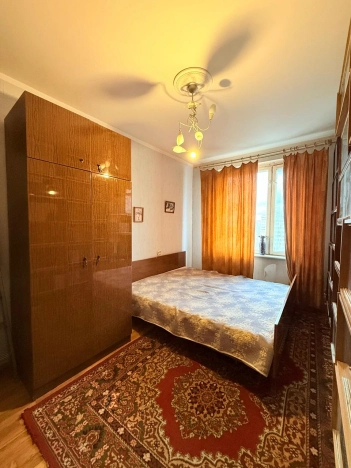 Купить квартиру в Москве. Вариант № 8334452, 8, площадь -  квм, цена 16500000 рублей