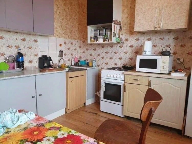 Купить трехкомнатную квартиру на улице Любучанский переулок в Москве. Вариант № 10369092, 10, площадь -  квм, цена 14400000 рублей