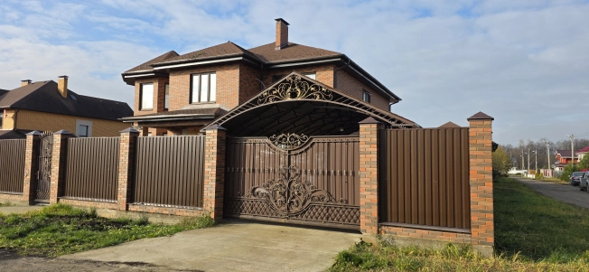 Купить дом в Москве. Вариант № 9002903, 0, площадь - квм, цена 40000000 рублей