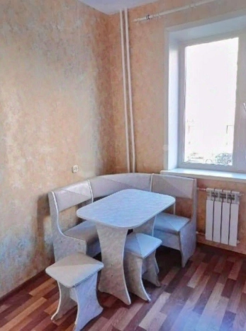 Купить квартиру в Кемерове. Вариант № 7573814, 4, площадь -  квм, цена 3850000 рублей