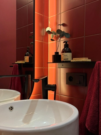 Купить квартиру на вторичке в Иркутске. Вариант № 5557568, 28, площадь -  квм, цена 30993993 рублей