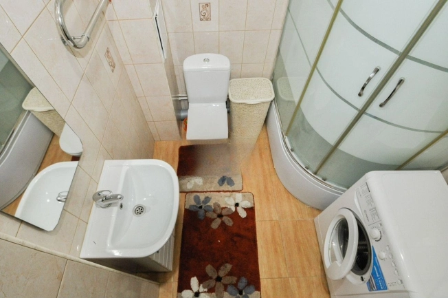 Купить двухкомнатную квартиру на улице Виктора Уса в Новосибирске. Вариант № 2348447, 18, площадь -  квм, цена 4400000 рублей