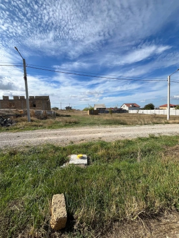 Купить земельный участок в Республике Крым. Вариант № 5457401, 4, площадь -  квм, цена 3550000 рублей