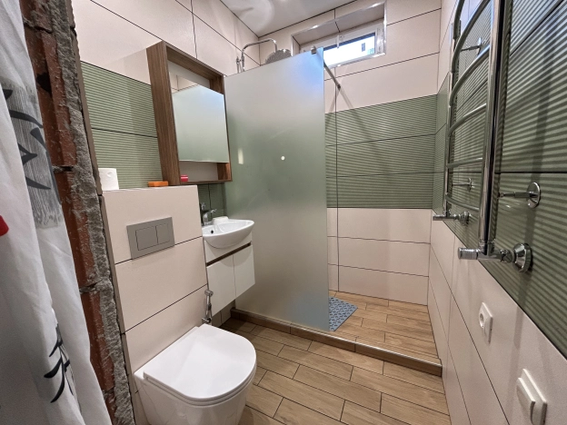 Купить дом в Калининграде. Вариант № 9379577, 3, площадь -  квм, цена 9500000 рублей