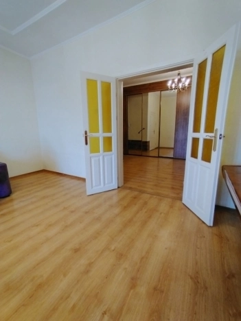 Купить четырехкомнатную квартиру в Вологде. Вариант № 49670, 3, площадь -  квм, цена 12300000 рублей