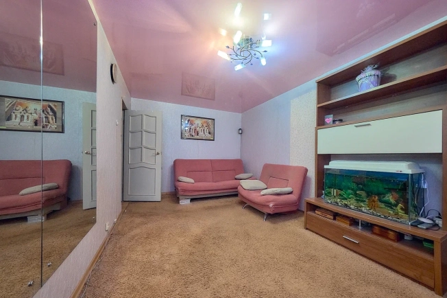 Купить квартиру на вторичке в районе Октябрьский в Рязани. Вариант № 5457326, 4, площадь -  квм, цена 3199000 рублей