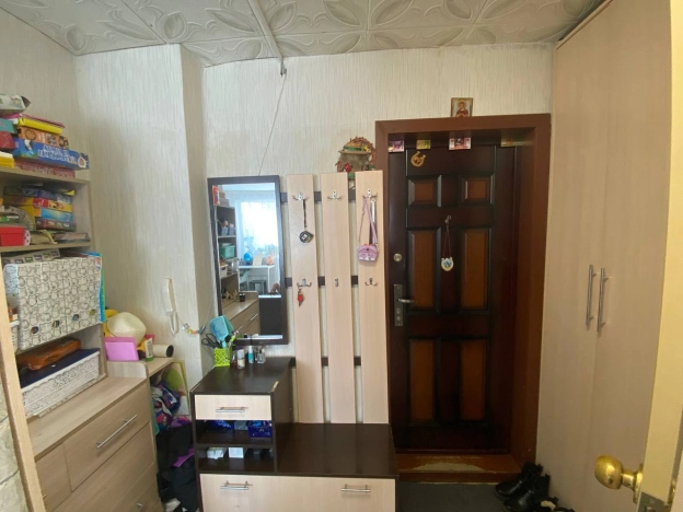 Купить однокомнатную квартиру в районе Советский в Новосибирске. Вариант № 8215195, 6, площадь -  квм, цена 2900000 рублей