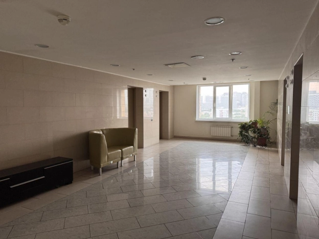 Купить квартиру в Москве. Вариант № 8416118, 20, площадь -  квм, цена 46000000 рублей