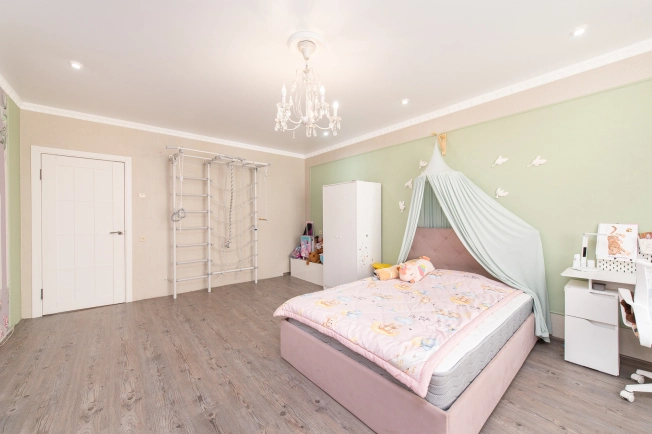 Купить двухкомнатную квартиру в Микрорайоне 142-й, Магнитогорск в Магнитогорске. Вариант № 42861, 0, площадь -  квм, цена 8500000 рублей