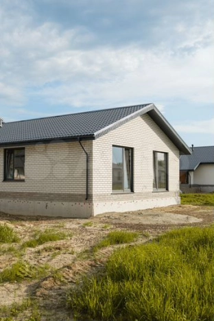 Купить дом в Барнауле. Вариант № 2466046, 3, площадь -  квм, цена 9477000 рублей