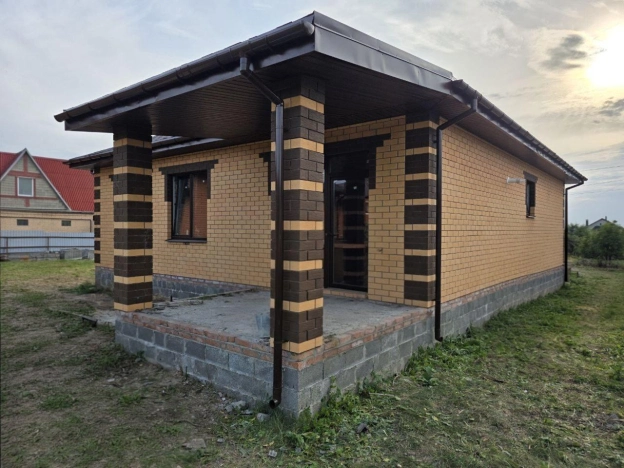 Купить дом на улице Везельская в Белгороде. Вариант № 5512686, 1, площадь -  квм, цена 8500000 рублей