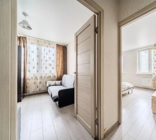 Купить двухкомнатную квартиру в Ленинградской области. Вариант № 9313963, 3, площадь -  квм, цена 7600000 рублей