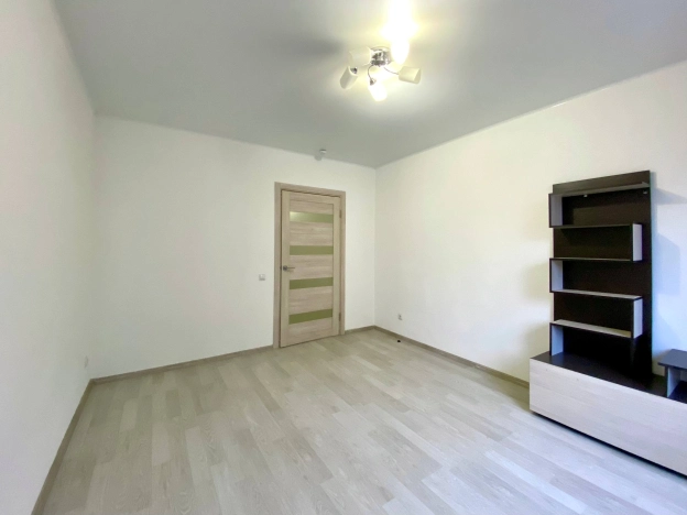 Купить квартиру в Москве. Вариант № 10439549, 2, площадь -  квм, цена 15490000 рублей