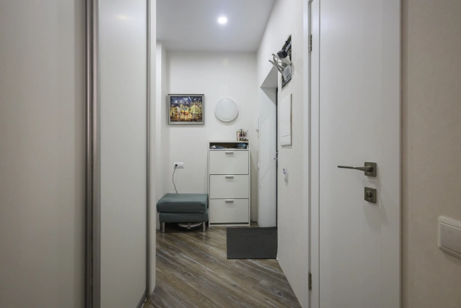 Купить двухкомнатную квартиру на вторичке в Пушкине. Вариант № 10016897, 9, площадь -  квм, цена 9750000 рублей