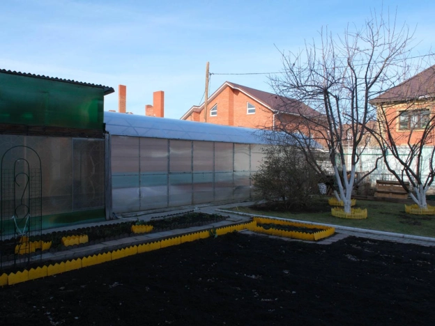 Купить дом в Микрорайоне Порт-Артур в Омске. Вариант № 8403012, 4, площадь -  квм, цена 25700000 рублей