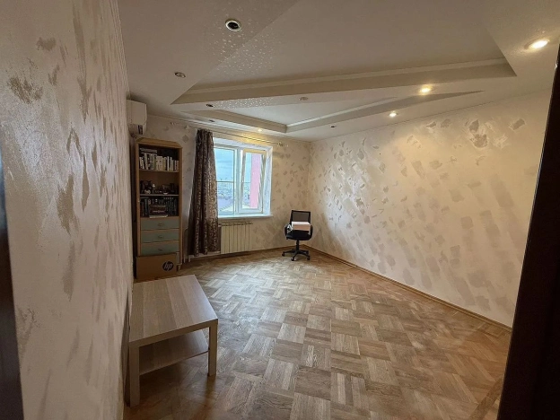 Купить двухкомнатную квартиру в Ростовской области. Вариант № 9968306, 15, площадь -  квм, цена 6800000 рублей