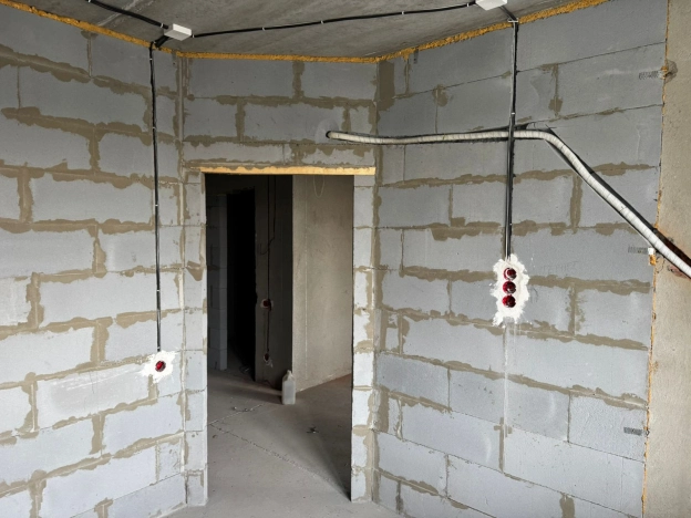 Купить однокомнатную квартиру в Омске. Вариант № 6968410, 9, площадь -  квм, цена 7000000 рублей