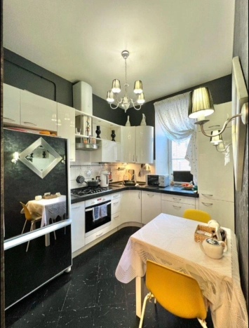 Купить квартиру в Москве. Вариант № 10243411, 6, площадь - квм, цена 60000000 рублей