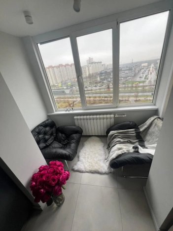 Купить квартиру в Москве. Вариант № 9999684, 16, площадь -  квм, цена 14700000 рублей