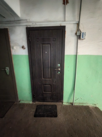 Купить двухкомнатную квартиру в Лакинске. Вариант № 1230516, 15, площадь -  квм, цена 2100000 рублей