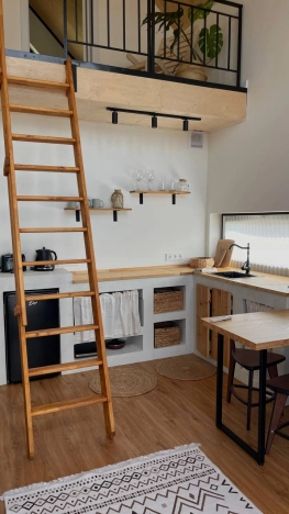 Снять дом в Тюменской области. Вариант № 57914, 8, площадь -  квм, цена 75000 рублей