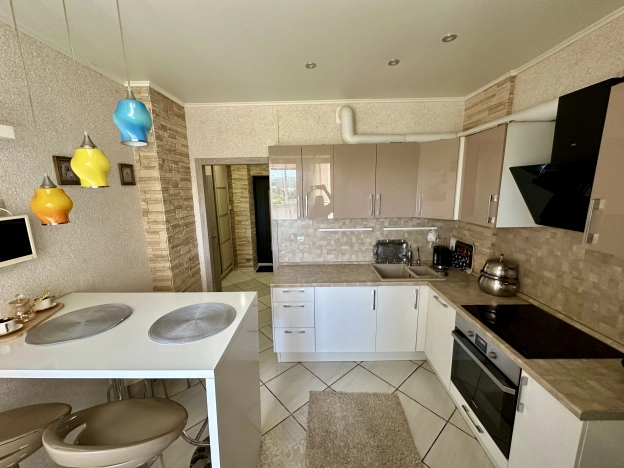 Купить квартиру на вторичке на улице Заречная в Московской области. Вариант № 7611764, 0, площадь - квм, цена 5250000 рублей