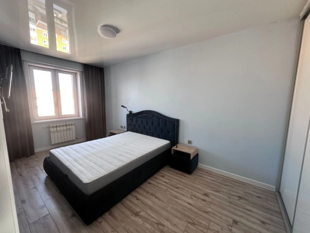 Купить трехкомнатную квартиру в районе Октябрьский в Улан-Удэ. Вариант № 8906993, 12, площадь - квм, цена 10150000 рублей