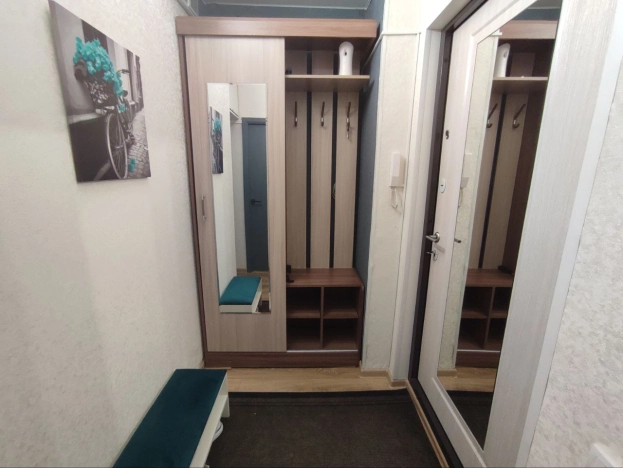 . Вариант № 6915015, 12, площадь - 33 квм, цена 22000 рублей