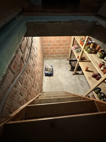 Купить дом в Москве. Вариант № 6697170, 31, площадь -  квм, цена 15000000 рублей