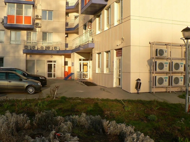 Купить однокомнатную квартиру в Ростовской области. Вариант № 9704930, 27, площадь -  квм, цена 8500000 рублей