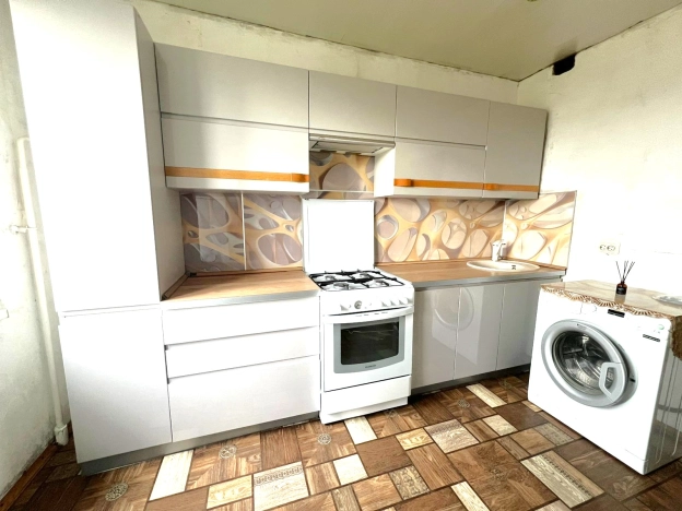 Купить трехкомнатную квартиру в Калуге. Вариант № 7703464, 3, площадь -  квм, цена 4690000 рублей