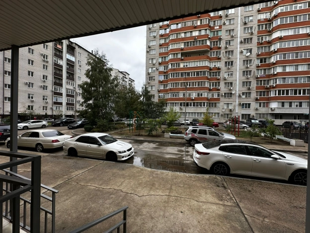 Купить квартиру на улице им. Героя Яцкова И.В. в Краснодаре. Вариант № 6176897, 13, площадь -  квм, цена 4900000 рублей