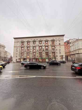 Купить квартиру в Москве. Вариант № 10034985, 0, площадь - квм, цена 24500000 рублей