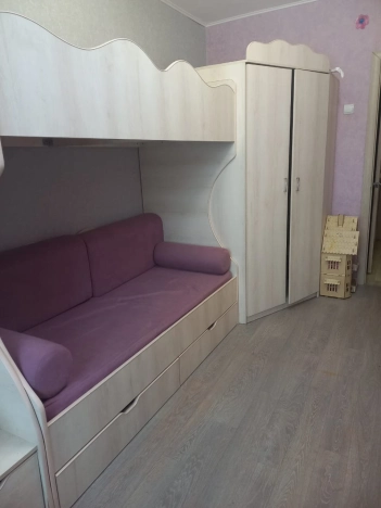 Купить трехкомнатную квартиру в Амурской области. Вариант № 9915135, 7, площадь -  квм, цена 4000000 рублей