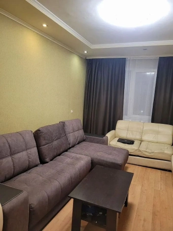 Купить трехкомнатную квартиру в Ростовской области. Вариант № 1794995, 3, площадь -  квм, цена 7100000 рублей