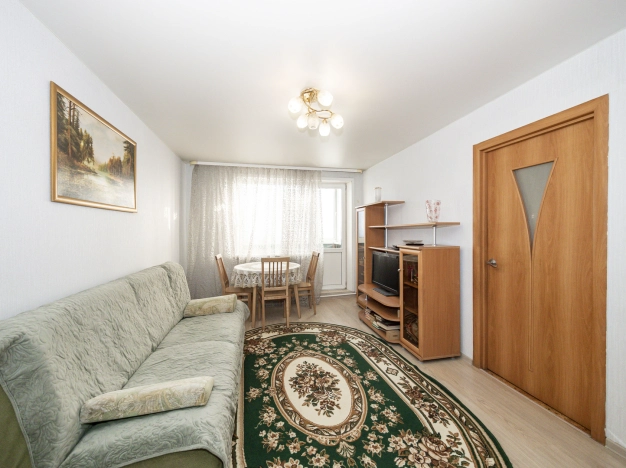 Купить трехкомнатную квартиру у метро Гагаринская в Новосибирске. Вариант № 56934, 7, площадь -  квм, цена 6300000 рублей