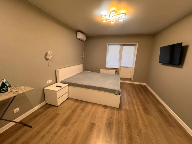 Купить однокомнатную квартиру в Волгограде. Вариант № 8581925, 5, площадь -  квм, цена 6950000 рублей