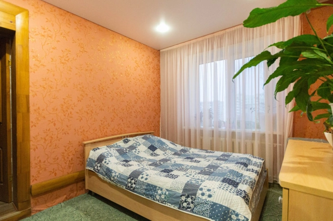 Купить квартиру на улице Саратовское шоссе в Балакове. Вариант № 4216, 7, площадь - квм, цена 6780000 рублей