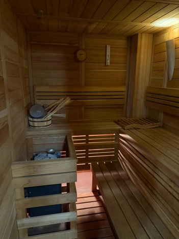 Купить четырехкомнатную квартиру в Новосибирской области. Вариант № 8070281, 35, площадь -  квм, цена 25000000 рублей