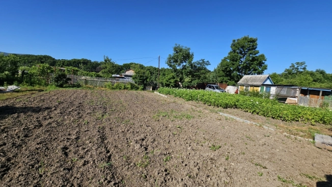 Купить земельный участок в Арсеньеве. Вариант № 59815, 14, площадь -  квм, цена 1050000 рублей