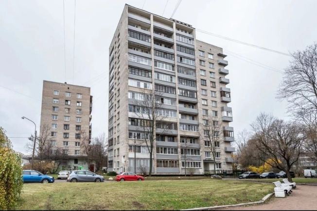 Купить двухкомнатную квартиру у метро Проспект Славы в Санкт-Петербурге. Вариант № 9455460, 9, площадь -  квм, цена 12900000 рублей
