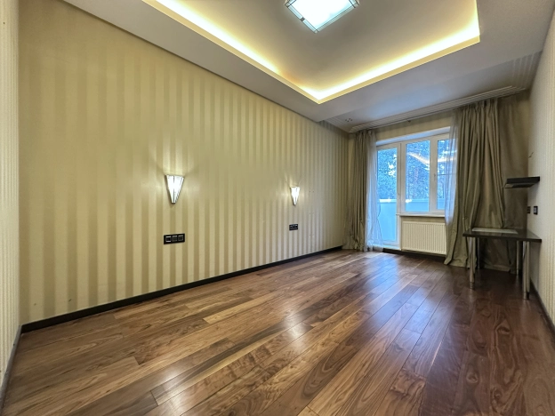 Купить многокомнатную квартиру в районе Алексеевский в Москве. Вариант № 3419119, 1, площадь -  квм, цена 31399000 рублей